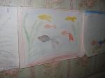 Рисунки детей Детского дома , которые висят в коридорчике возле аквариума.-2
