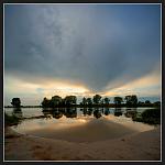 Nikon D700 + Nikkor 14 f2,8D 
iso200, 1/250, f8